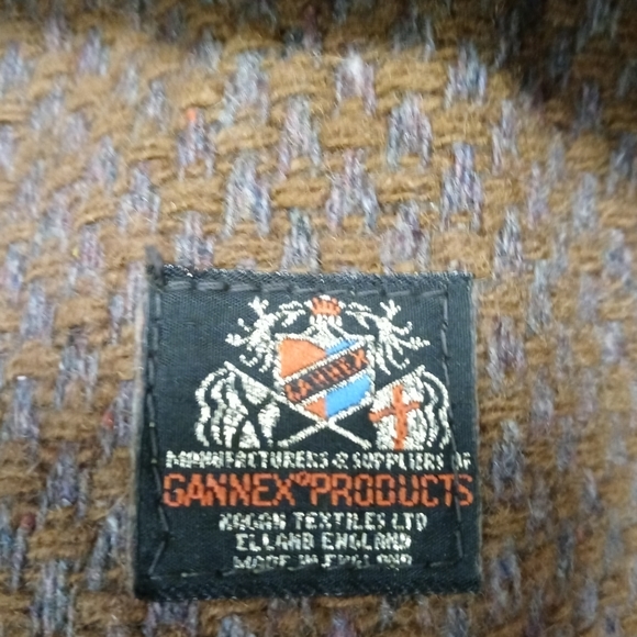 Coat - Picture 5 of 7